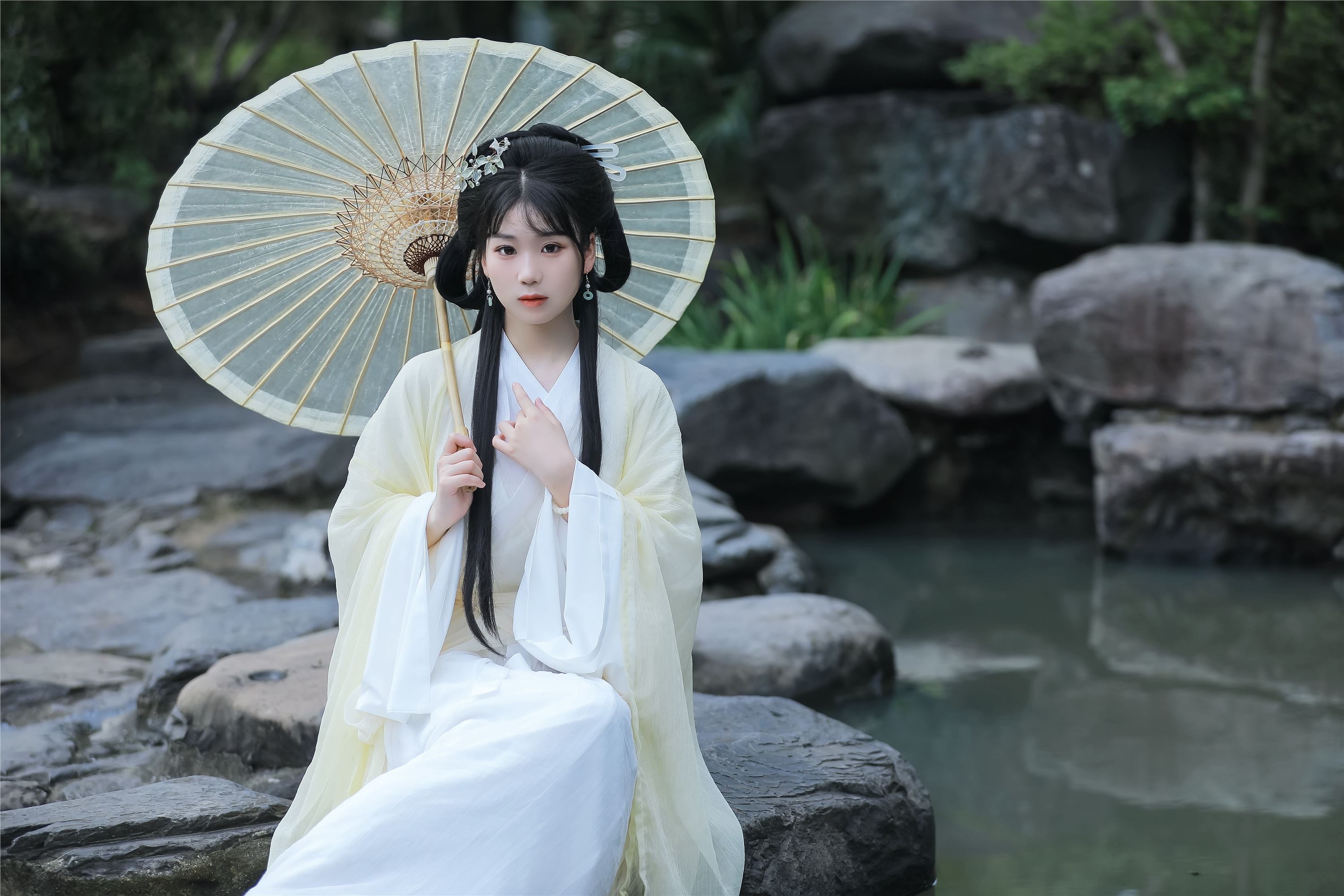 YITUYU艺图语 2025.01.20 关山渡 周周Ay